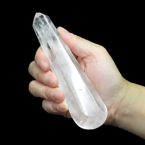 Wand, Clear Quartz, Pointed End