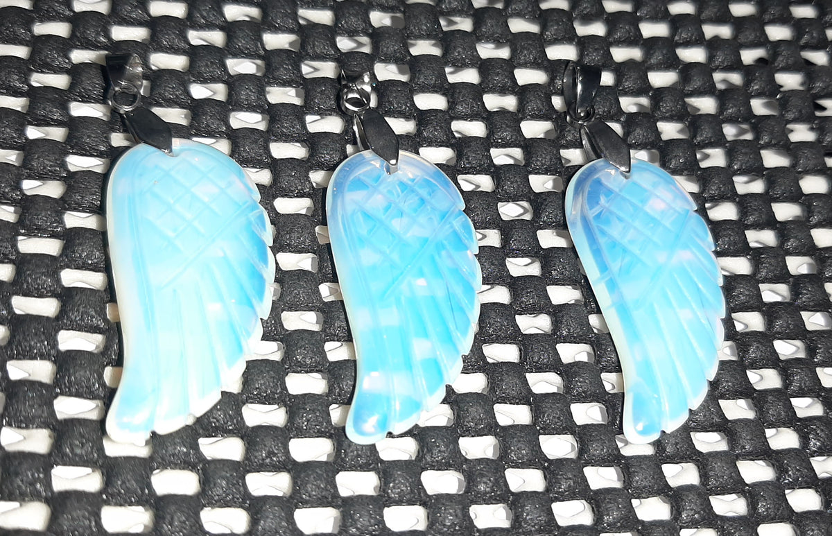 Wing Pendant, 36mm Retail