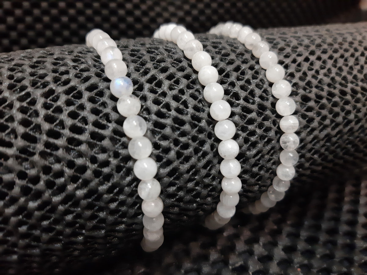 Moonstone Rainbow Round Bracelet, 4mm RETAIL